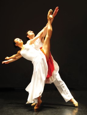 Kicks: PeiJu Chien-Pott, left, with Hanan Misko in Danzon, a piece by Pedro Ruiz. Photo by Chi Modu