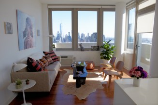 70 Columbus - Panepinto Art Apartment