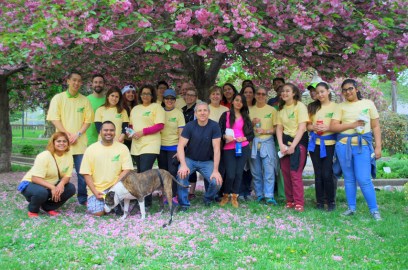 make-a-difference-day-2016-group-volunteers2